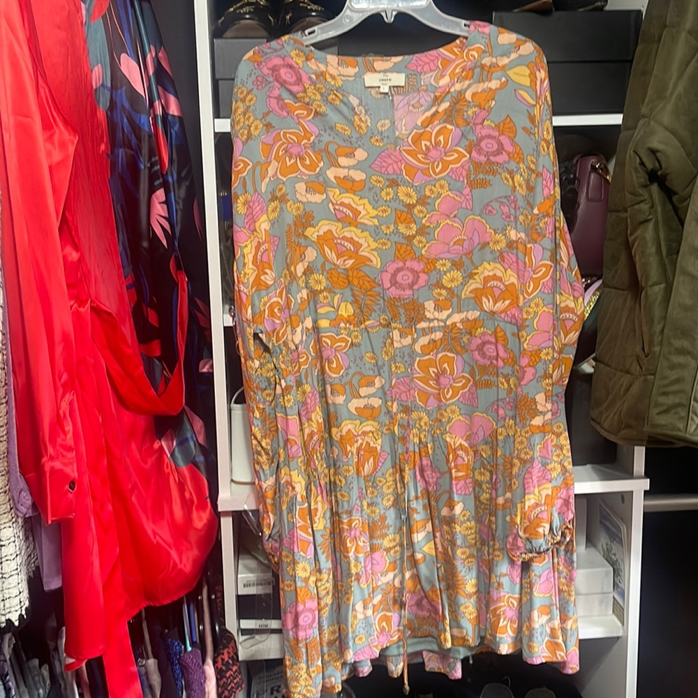 Boutique long sleeve short dress